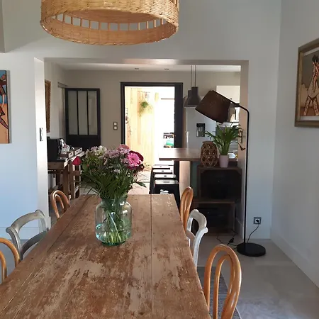 بيت للعطل Maison 8 Personnes Avec Grand Jardin Et Piscine Chauffee