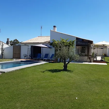 Maison 8 Personnes Avec Grand Jardin Et Piscine Chauffee Feriehus