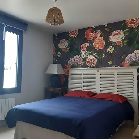 Feriehus Maison 8 Personnes Avec Grand Jardin Et Piscine Chauffee *