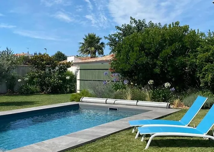 Maison 8 Personnes Avec Grand Jardin Et Piscine Chauffée * Sainte-Marie-de-Ré