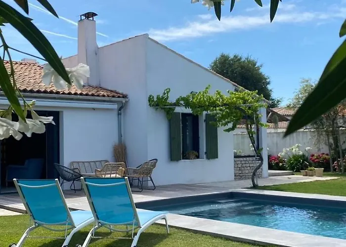 Maison 8 Personnes Avec Grand Jardin Et Piscine Chauffée * Sainte-Marie-de-Ré