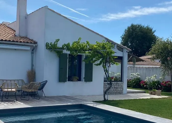 Maison 8 Personnes Avec Grand Jardin Et Piscine Chauffée Сasa de vacaciones