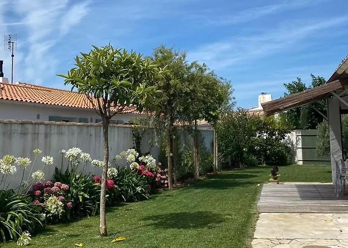 Maison 8 Personnes Avec Grand Jardin Et Piscine Chauffée Сasa de vacaciones